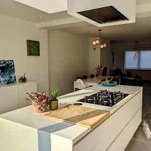 https://house-45.ostend-hotel.net